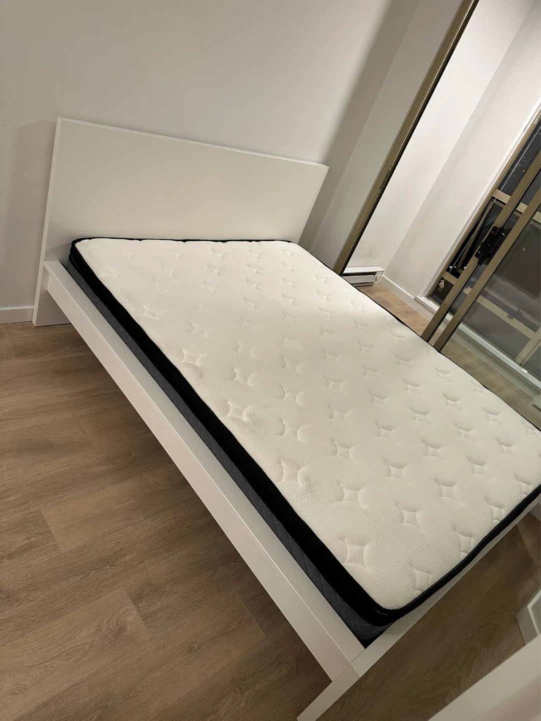 Ikea Queen bed frame * free delivery - photo 3