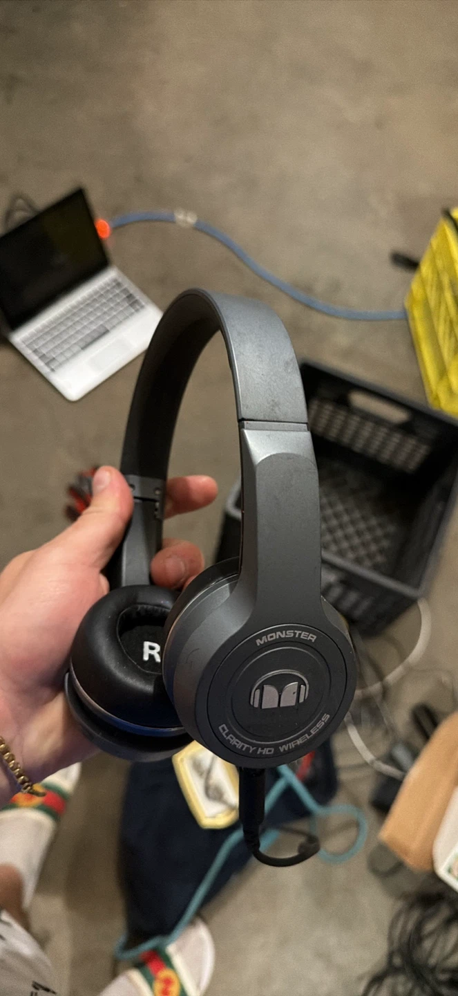 Monster Clarity HD Wireless Headphones - photo 2