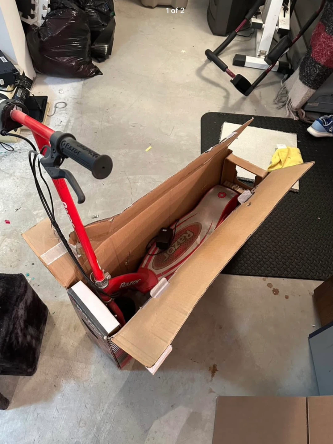 Razor E100 Electric Scooter - Kids/Teens