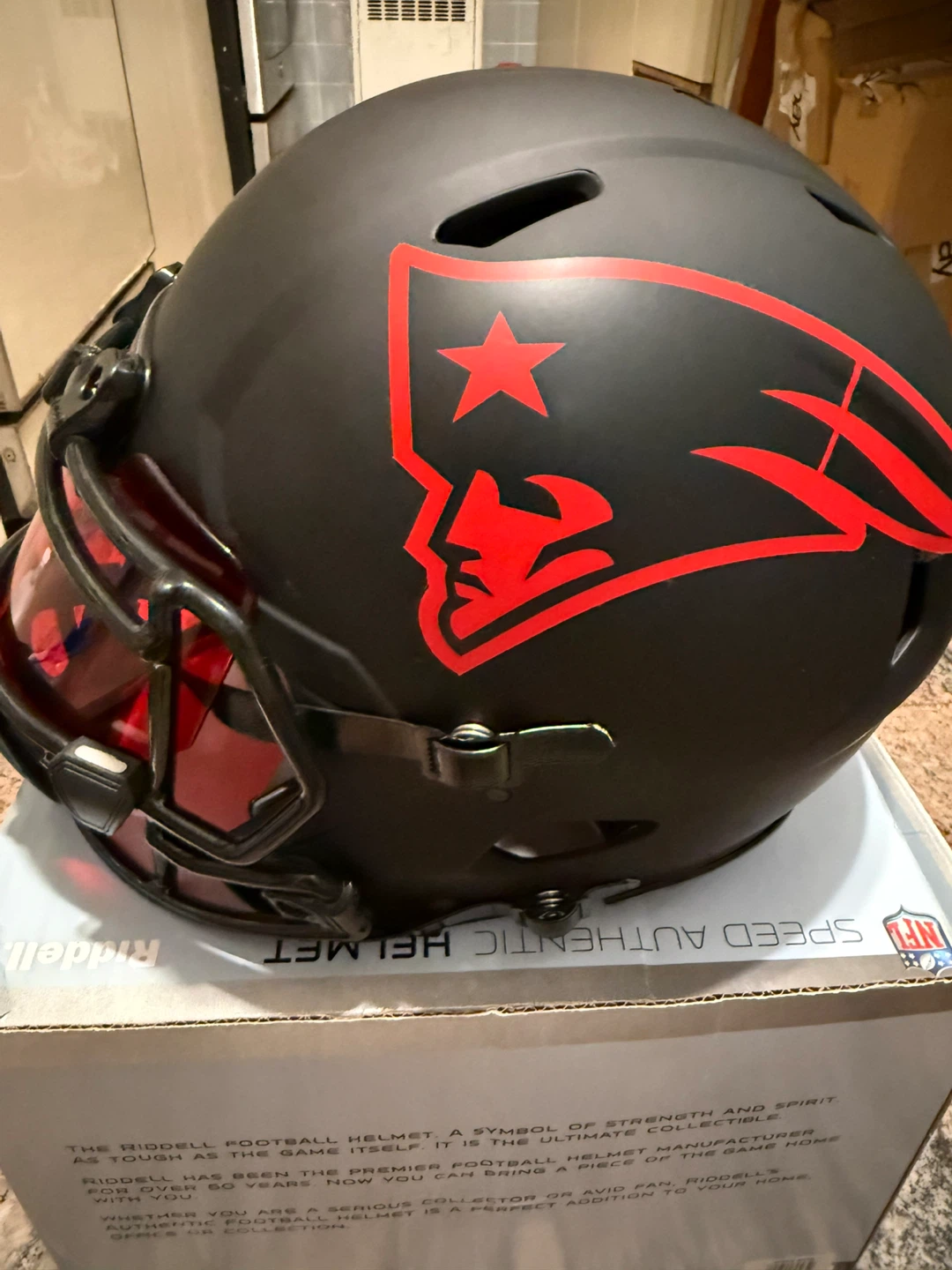Tom Brady Rob New England Patriots Autographed Football Helmet - photo 4