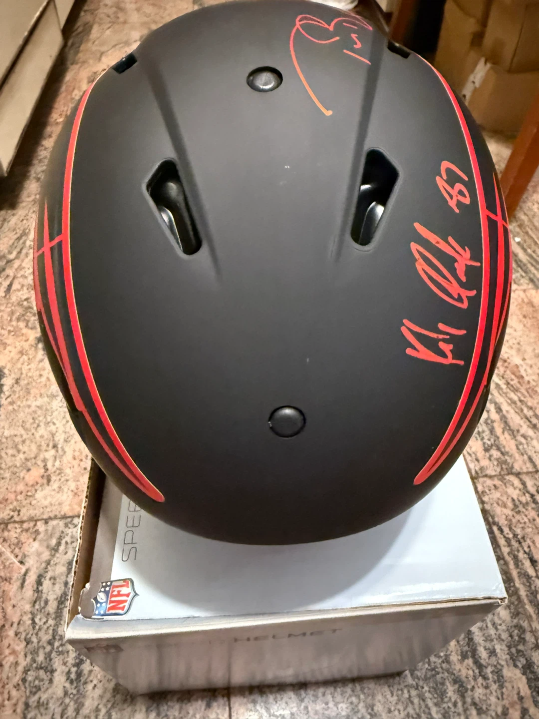 Tom Brady Rob New England Patriots Autographed Football Helmet - photo 3