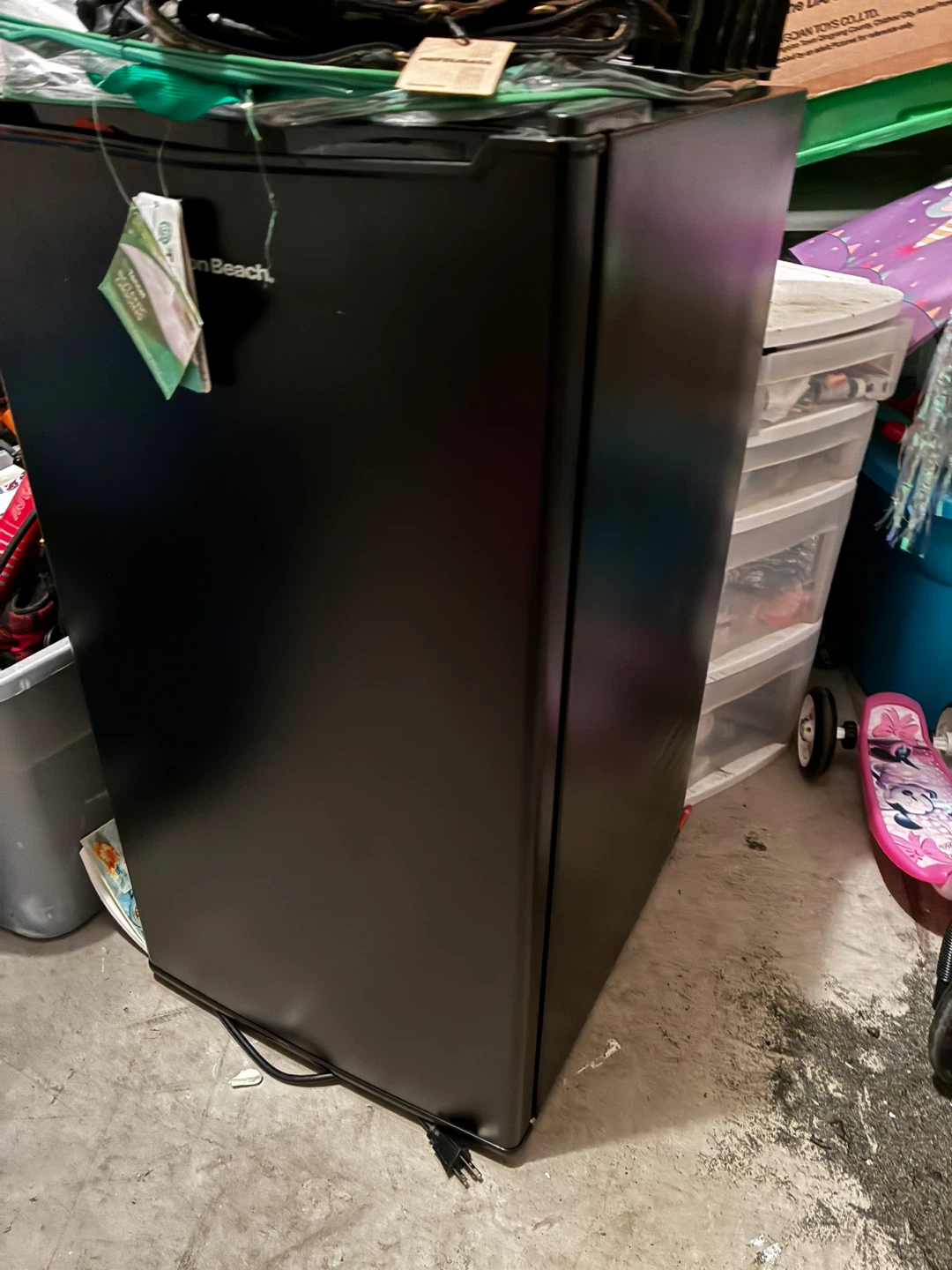 Hamilton Beach Mini Fridge - photo 4