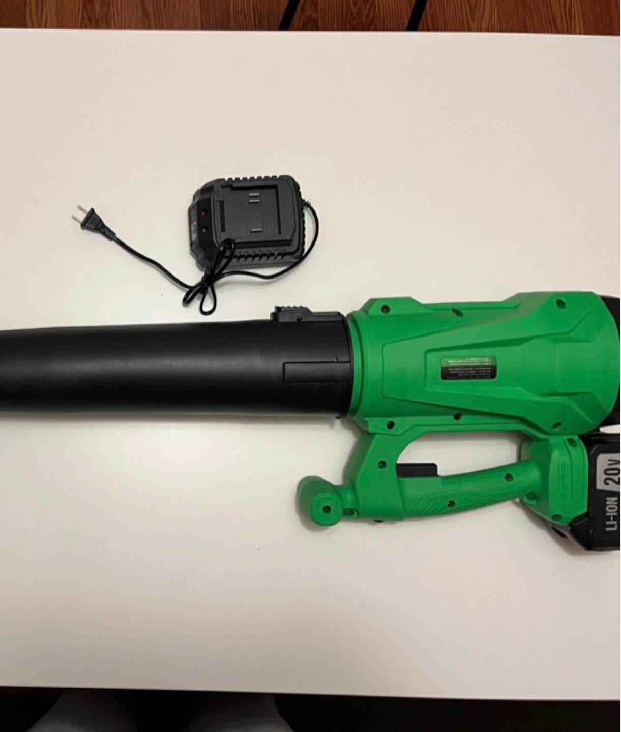Cordless Leaf Blower with Battery and Charger - Power tool - photo 2