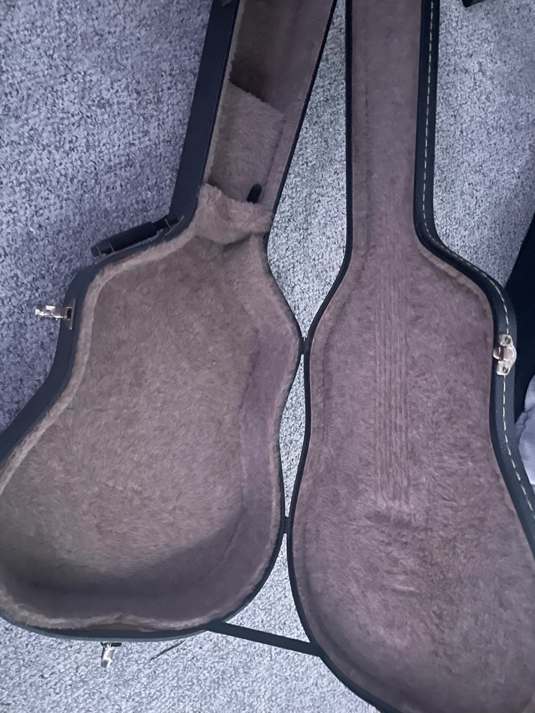 Hard shell Guitar Case and accessories