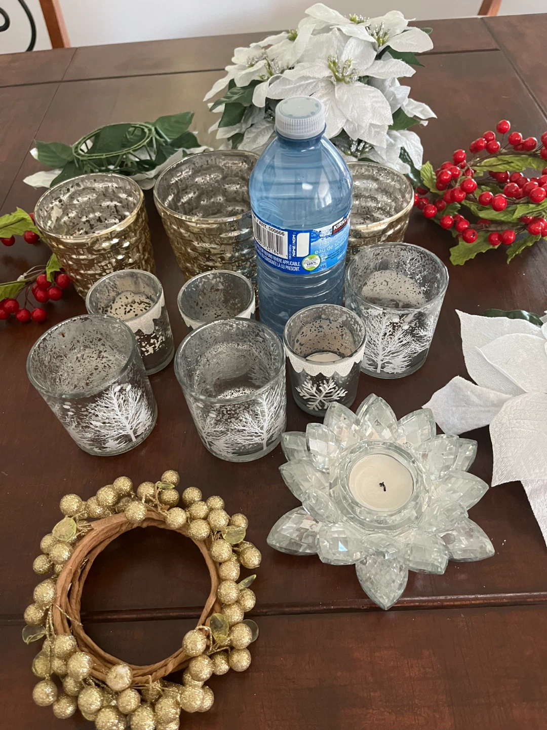 Christmas Poinsettia Candle Holders & Wreaths Set - photo 2