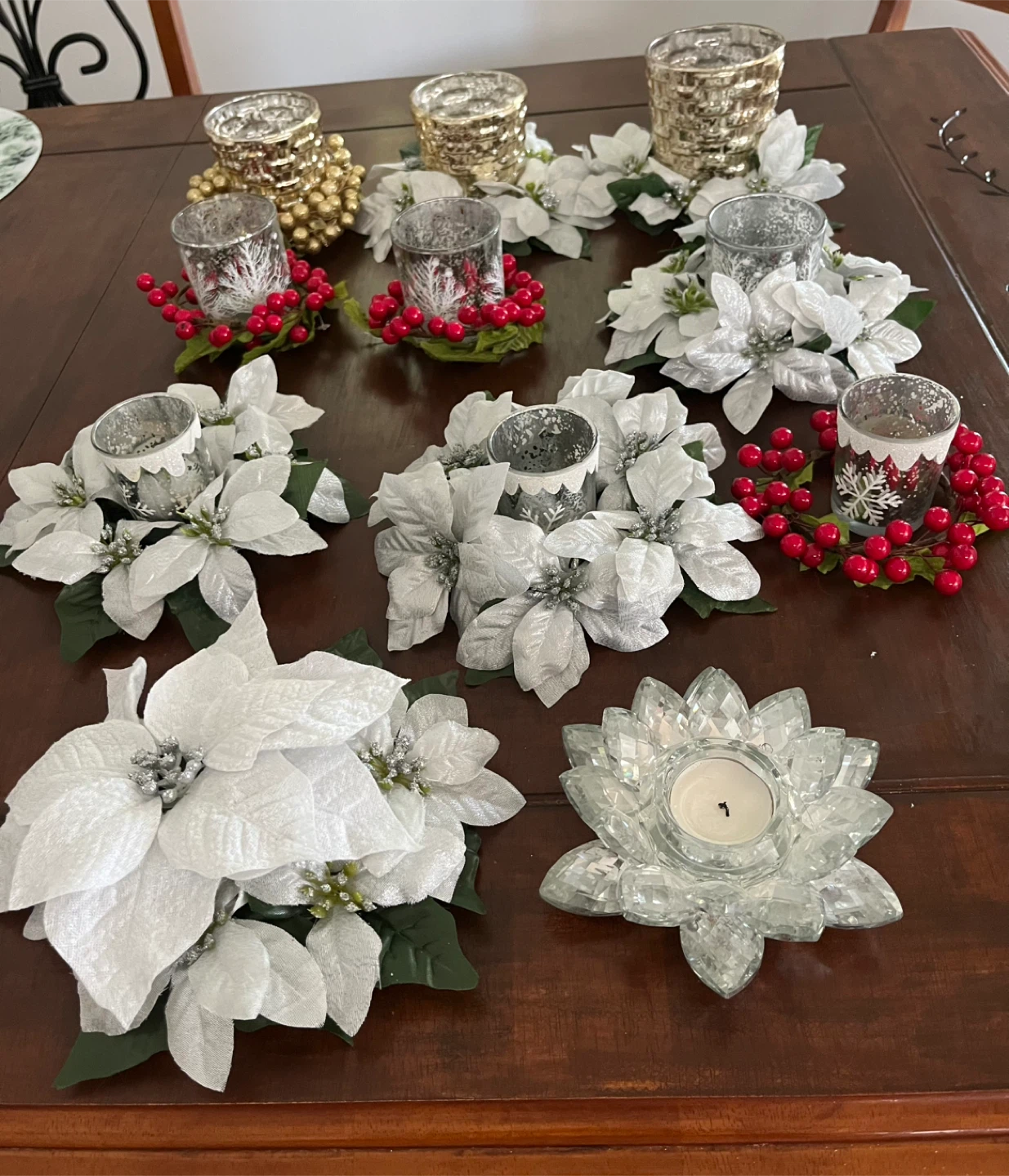 Christmas Poinsettia Candle Holders & Wreaths Set
