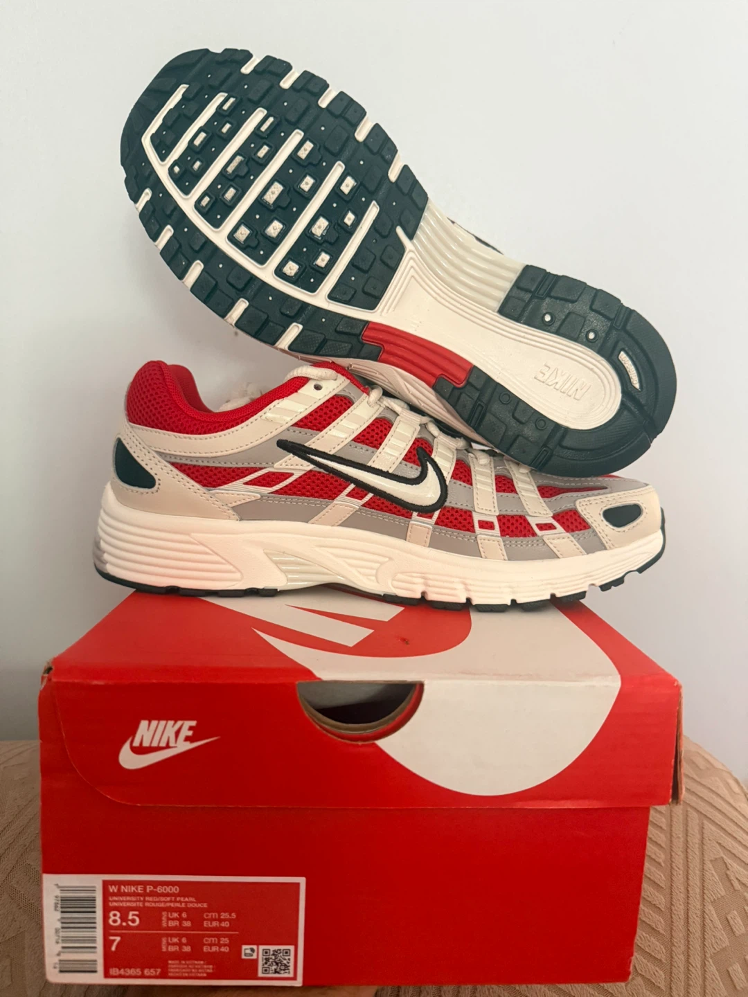 Nike Wmns P-6000 Running Shoes Red/Cream Size 8.5 - photo 5