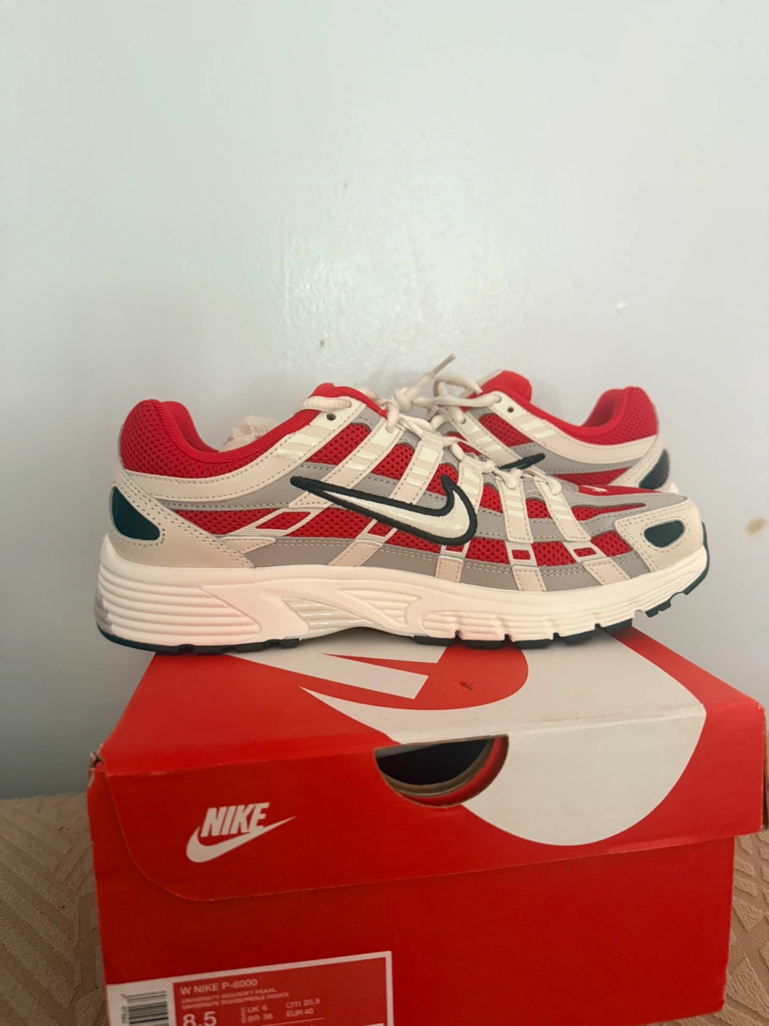 Nike Wmns P-6000 Running Shoes Red/Cream Size 8.5 - photo 2