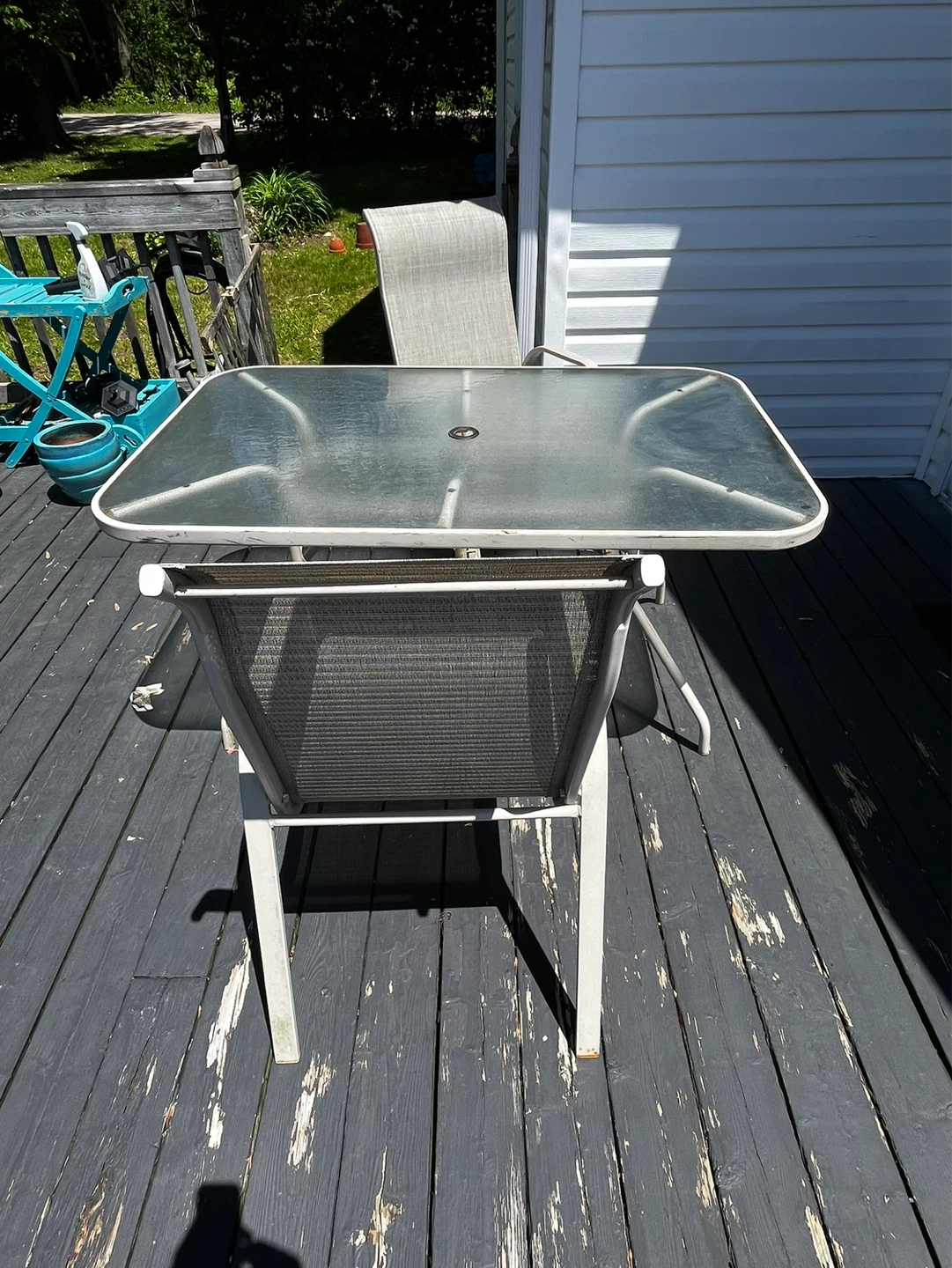 Outdoor patio table and chairs - photo 5