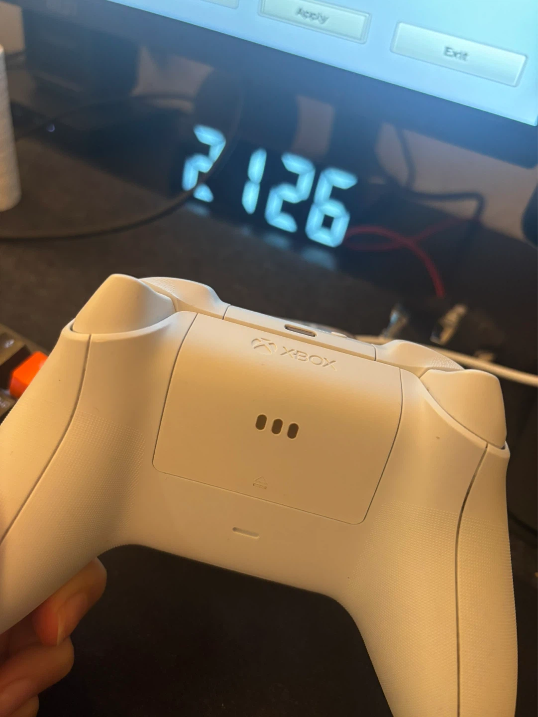 Xbox Controller with 8BitDo Charger Dock - photo 3