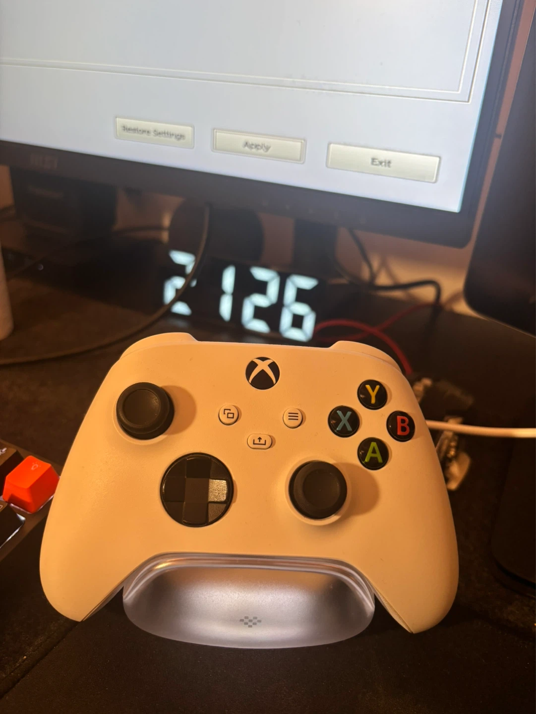 Xbox Controller with 8BitDo Charger Dock