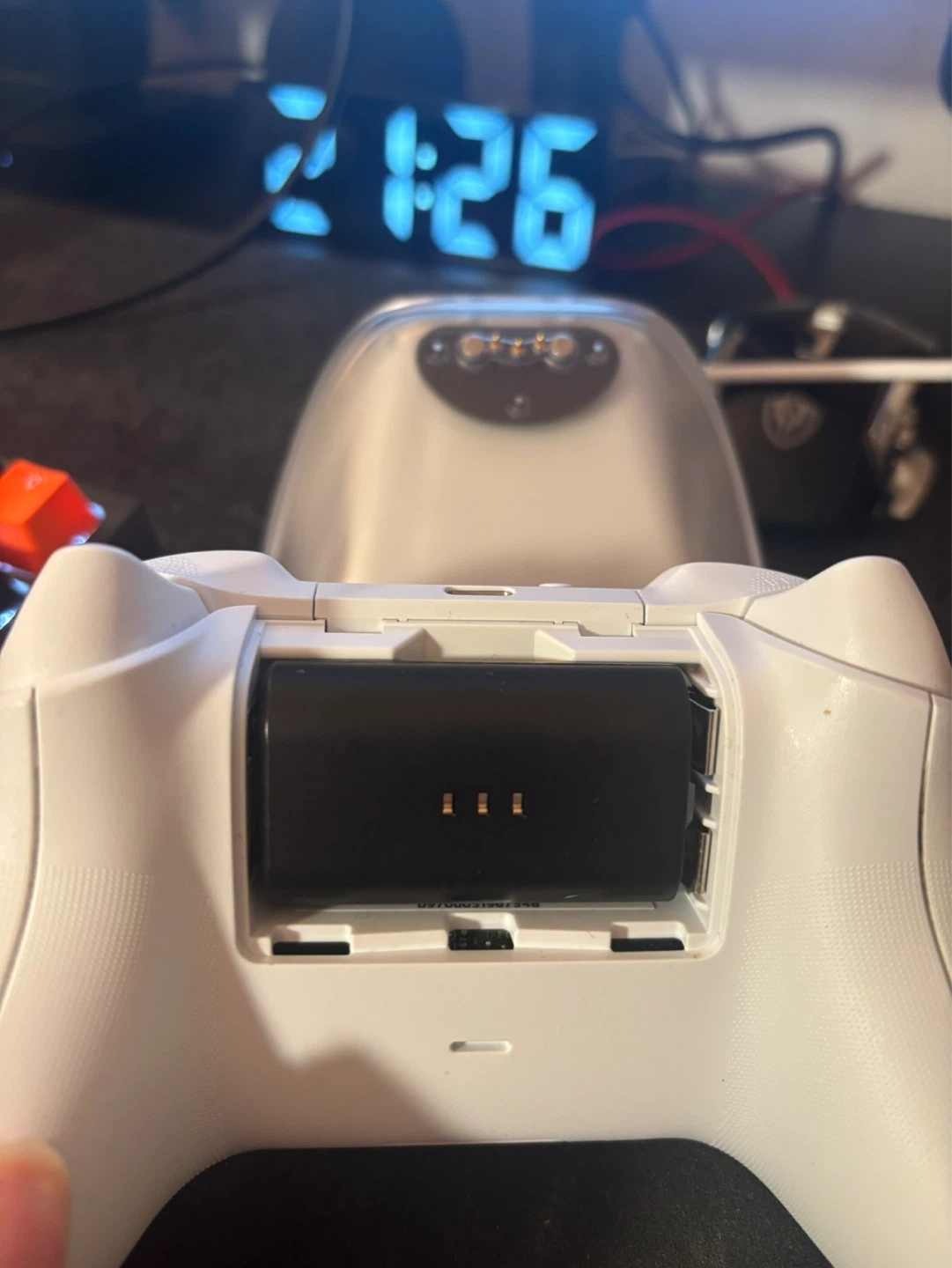 Xbox Controller with 8BitDo Charger Dock - photo 4