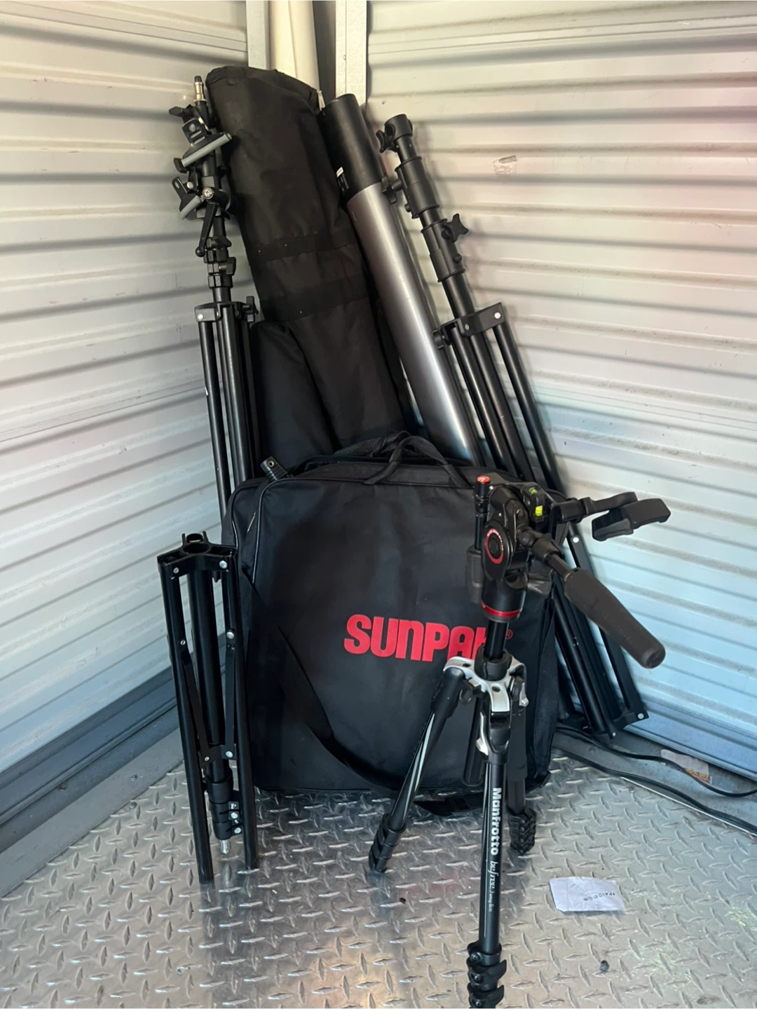 Sunpak Lighting Stands and Tripod with Bag - photo 5