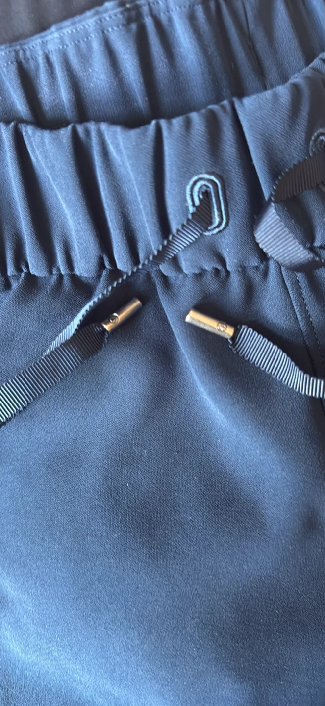 Black and Blue Lululemon Jogger Pants with Drawstring - photo 5