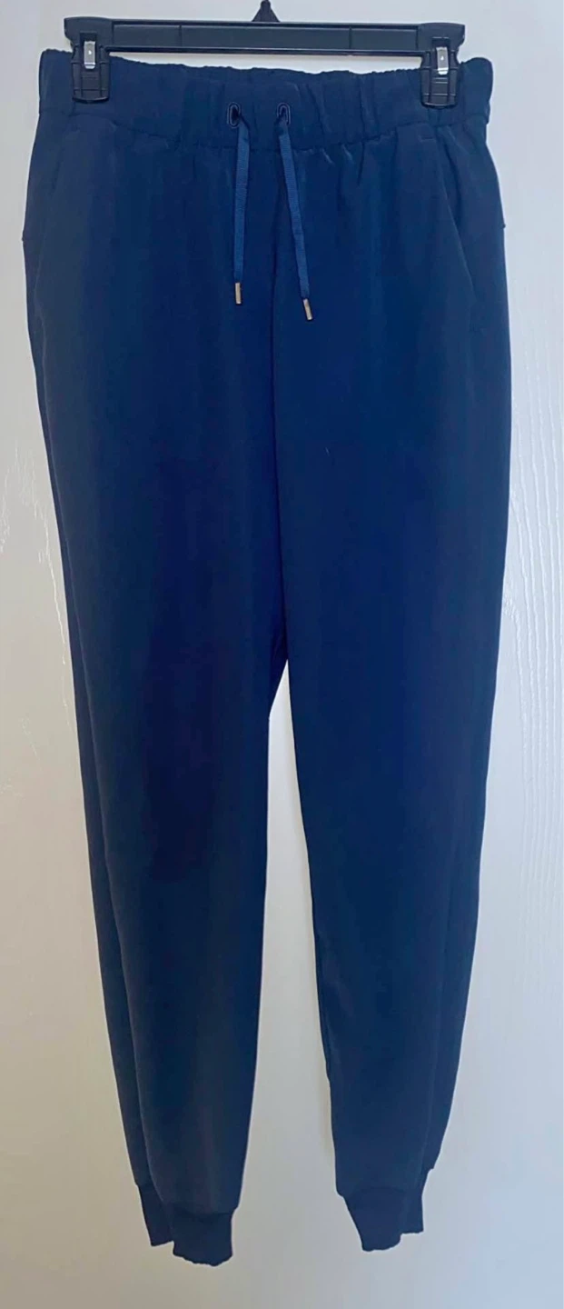 Black and Blue Lululemon Jogger Pants with Drawstring - photo 3