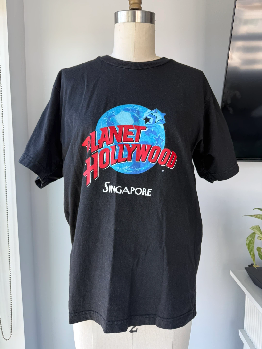Vintage Planet Hollywood Singapore T-Shirt size small
