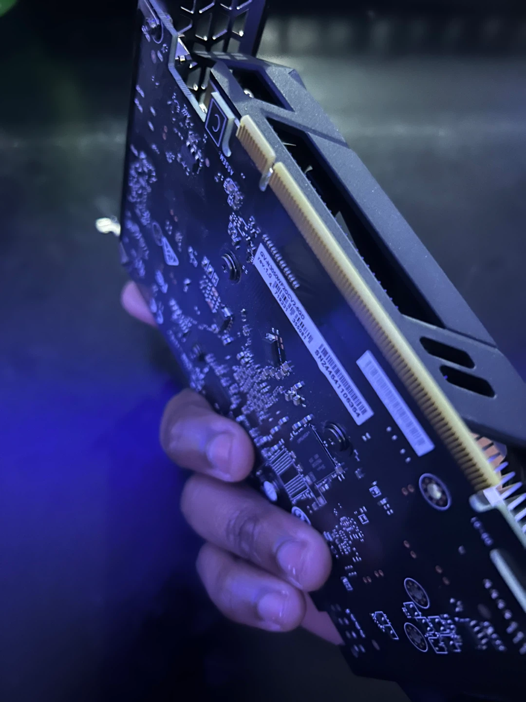 Gigabyte GeForce RTX 3050 Windforce OC - photo 4