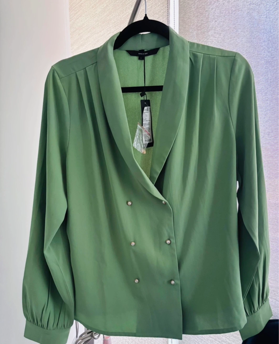 VERO MODA green double-breasted blouse