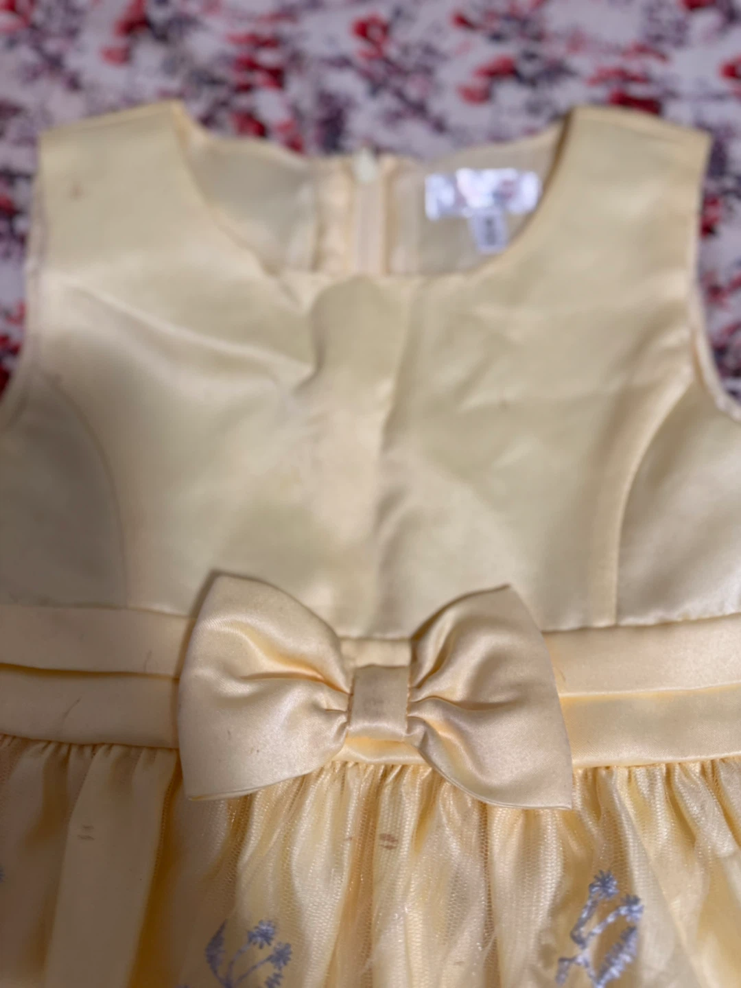 Girl's Yellow Dress with Floral Embroidery - photo 5