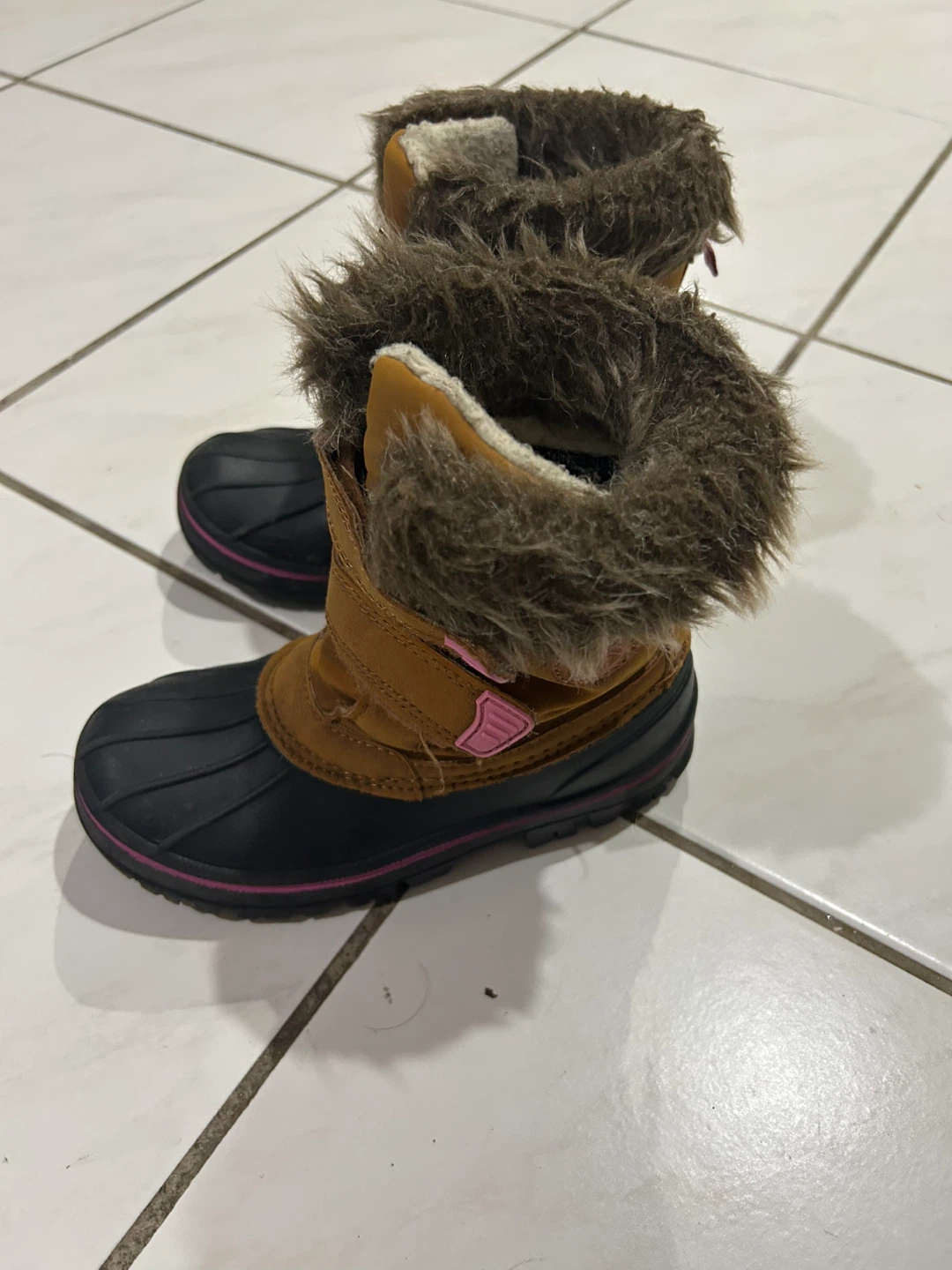 Kids Winter Boots size 13 - photo 2