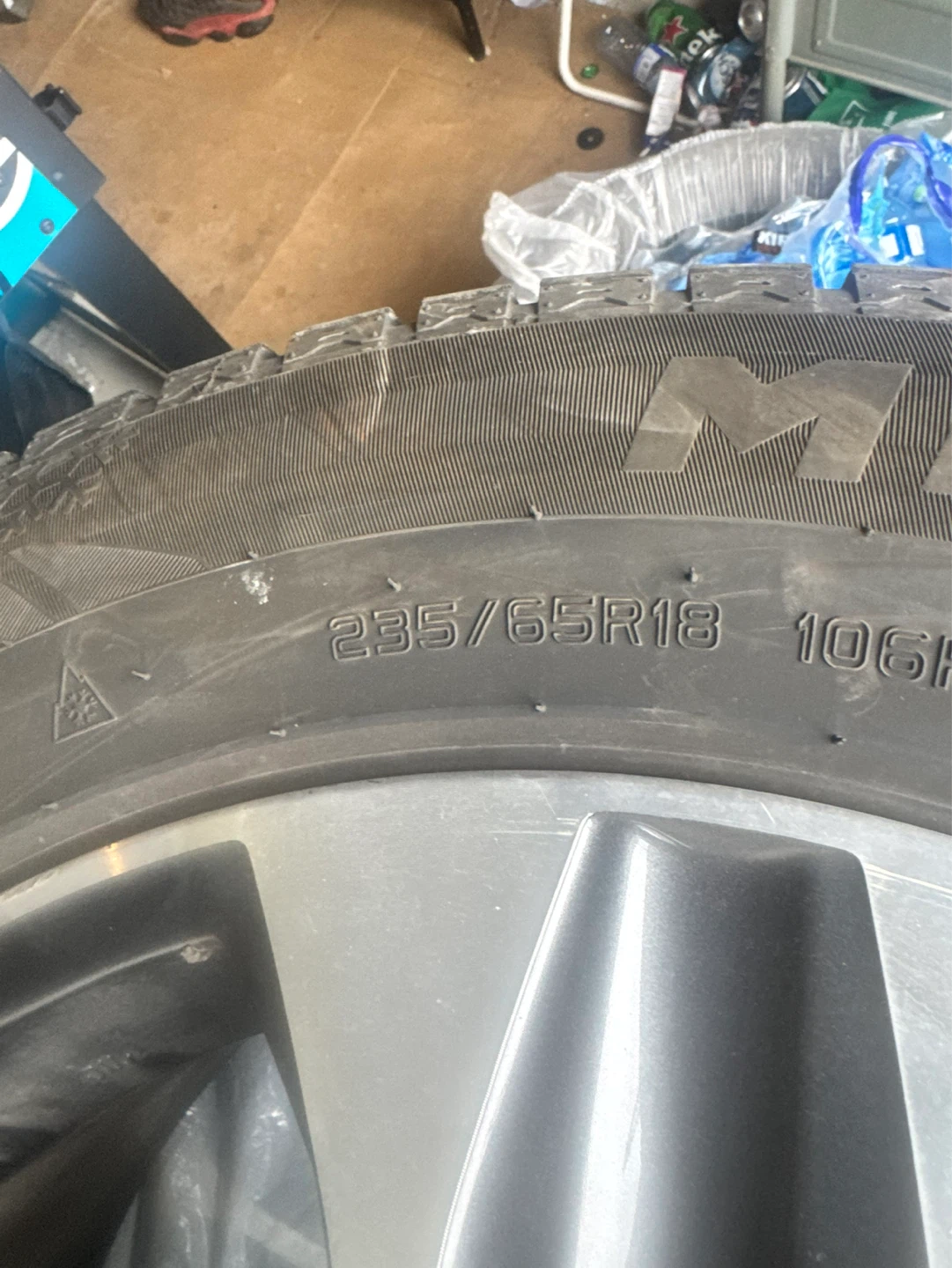Set of 4 Winter Tires - 235/65R18 - photo 4