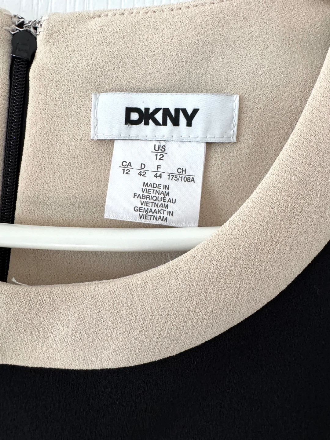 DKNY Black & Tan Sleeveless Dress Size 12 - photo 5