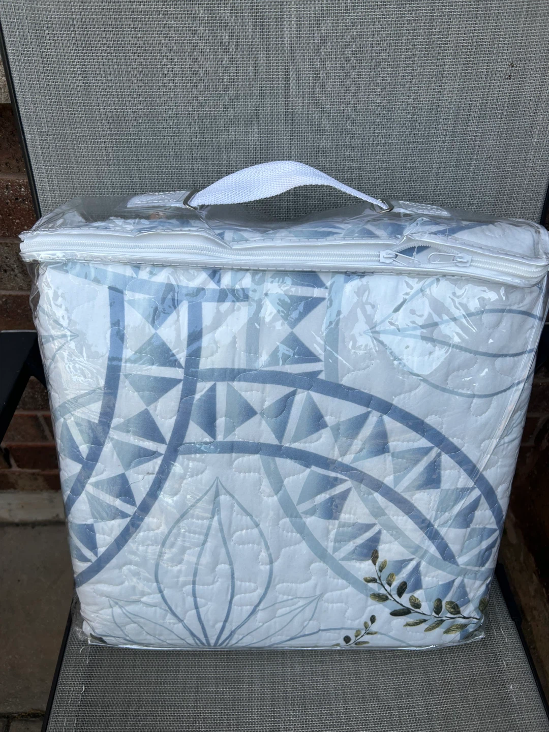 BRAND NEW DOUBLE/QUEEN SIZE QUILT SET (SEE LISTING) - photo 2