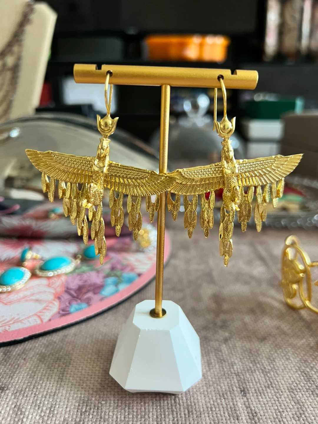 Gold Tone Egyptian Revival Style Bracelet and Earrings Set - photo 5
