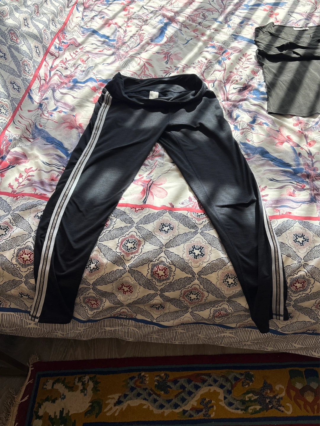 Black Leggings with Side Stripes - photo 2