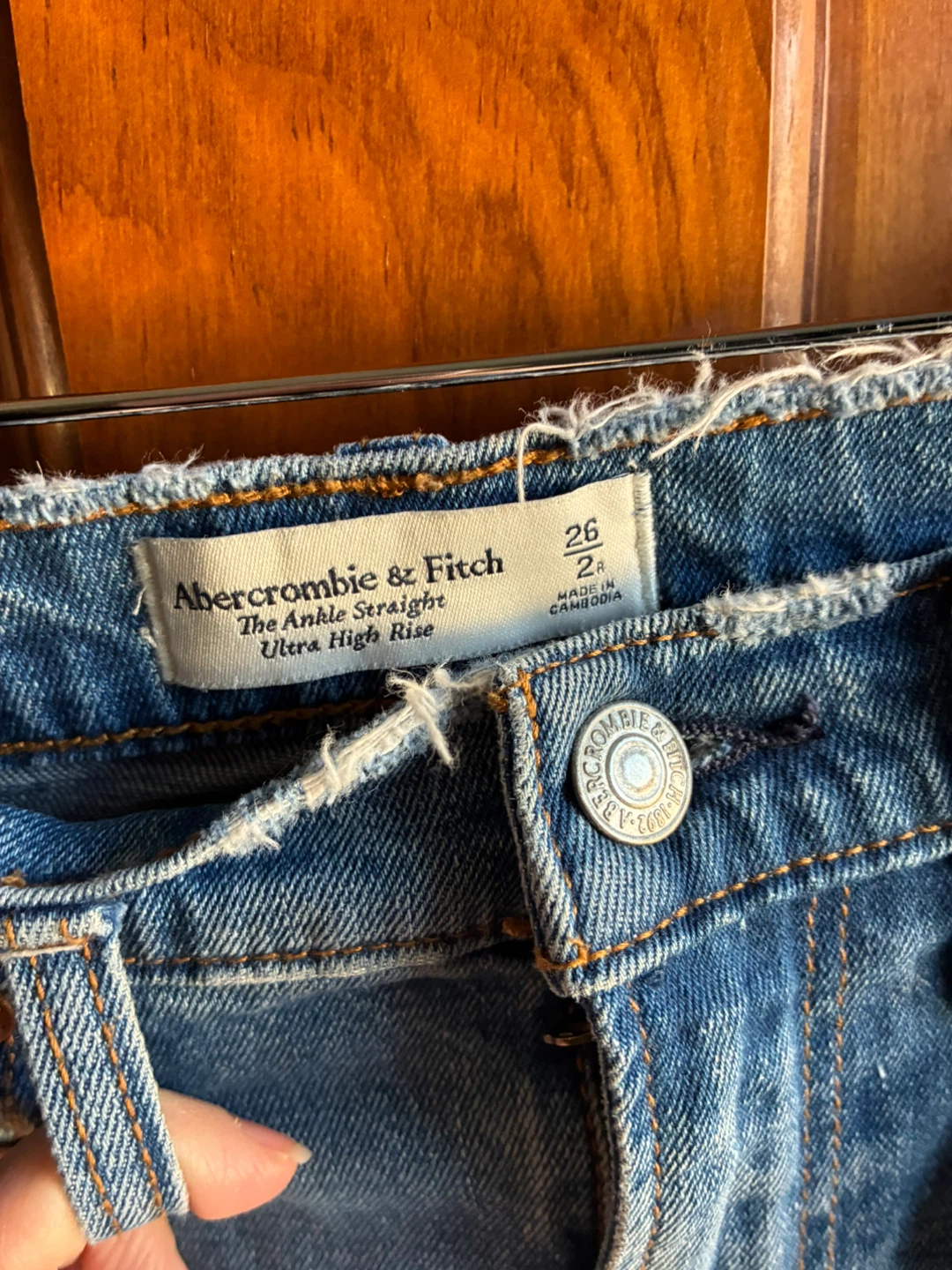 Abercrombie & Fitch The Ankle Straight Ultra High Rise Jeans