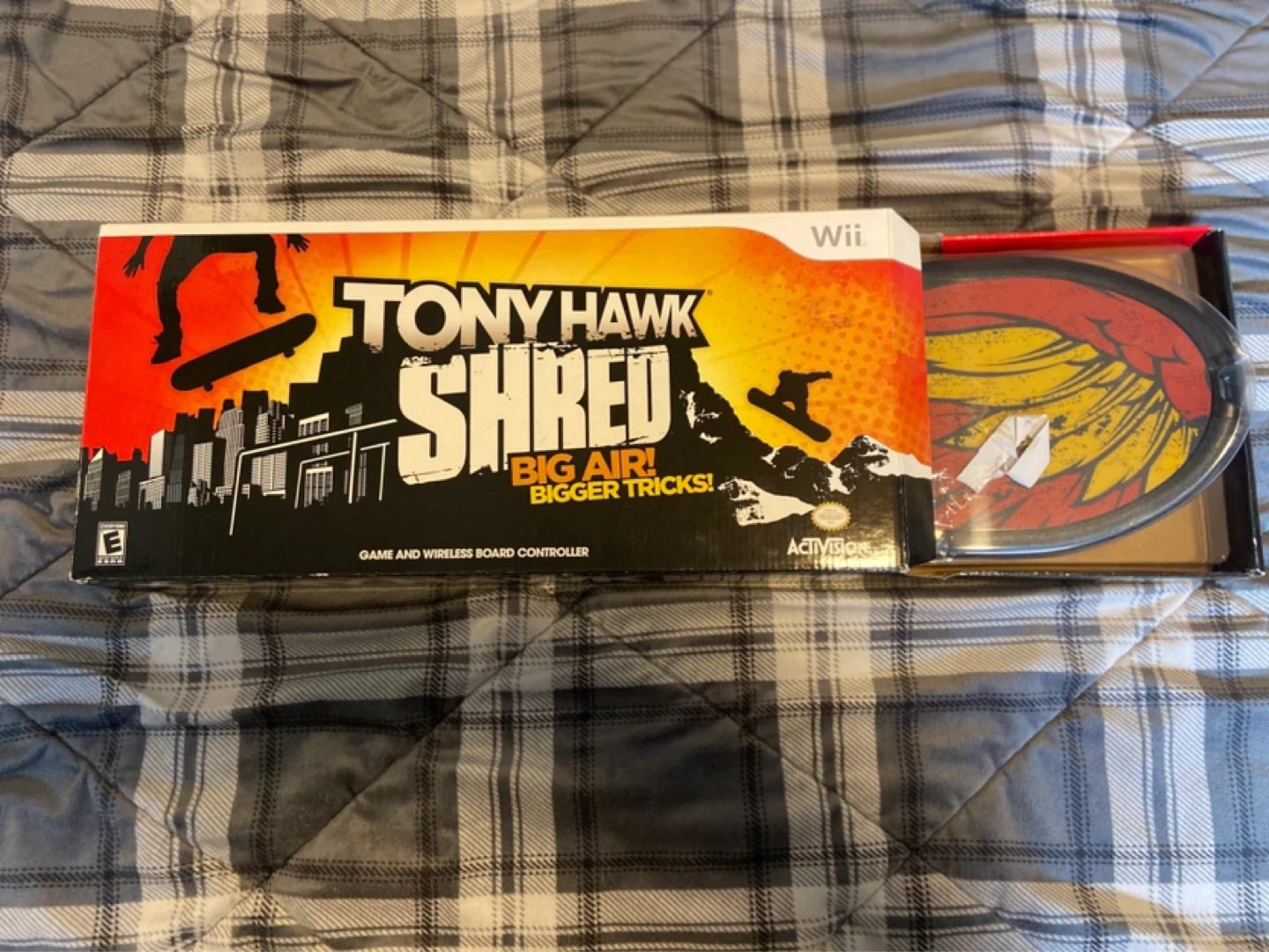 Tony Hawk Shred Wii Game and Wireless Board Controller