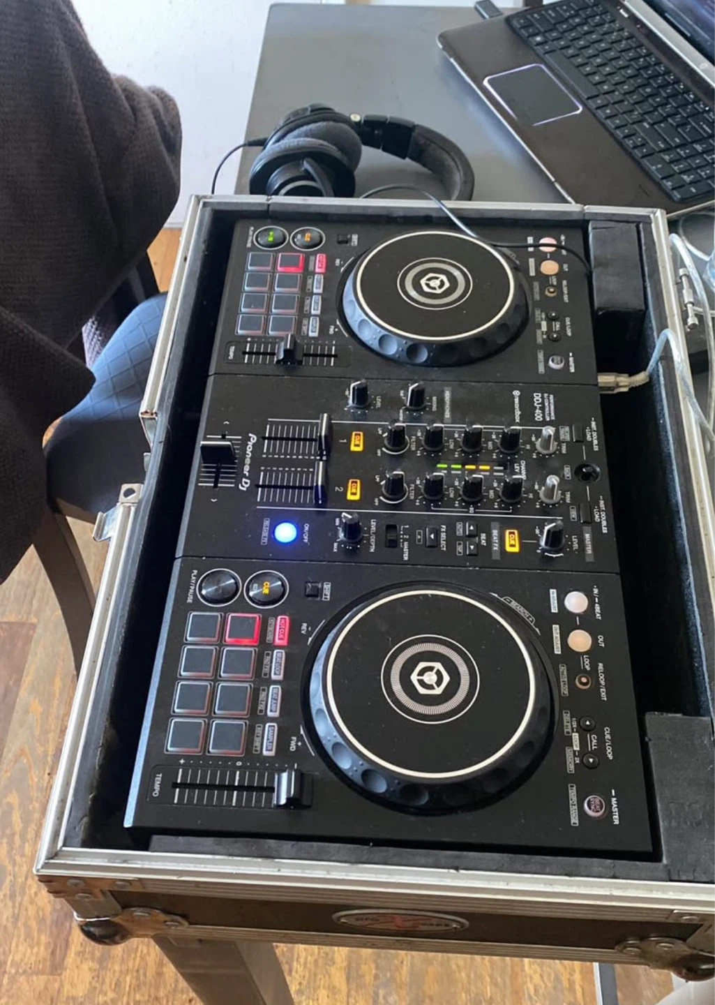 JBL 305P MkII  (Pair) and Pionner Ddj 400