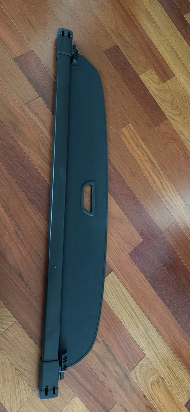 Lexus trunk cover