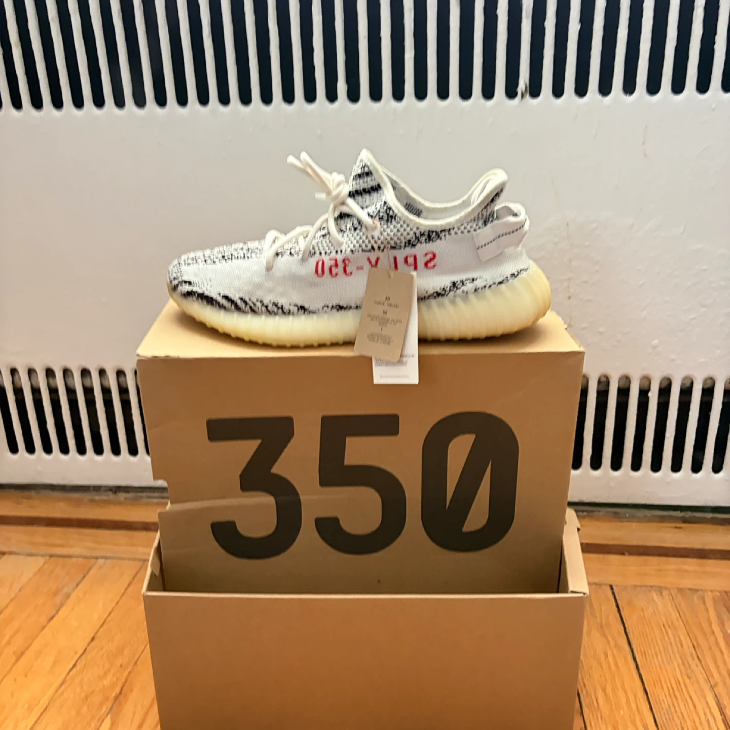 Adidas Yeezy - photo 2