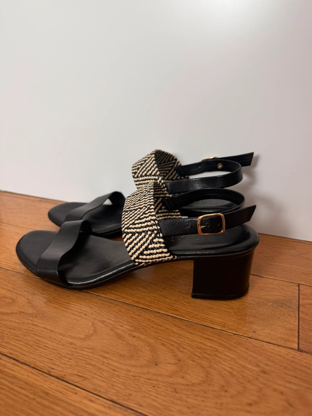 Summer sandals