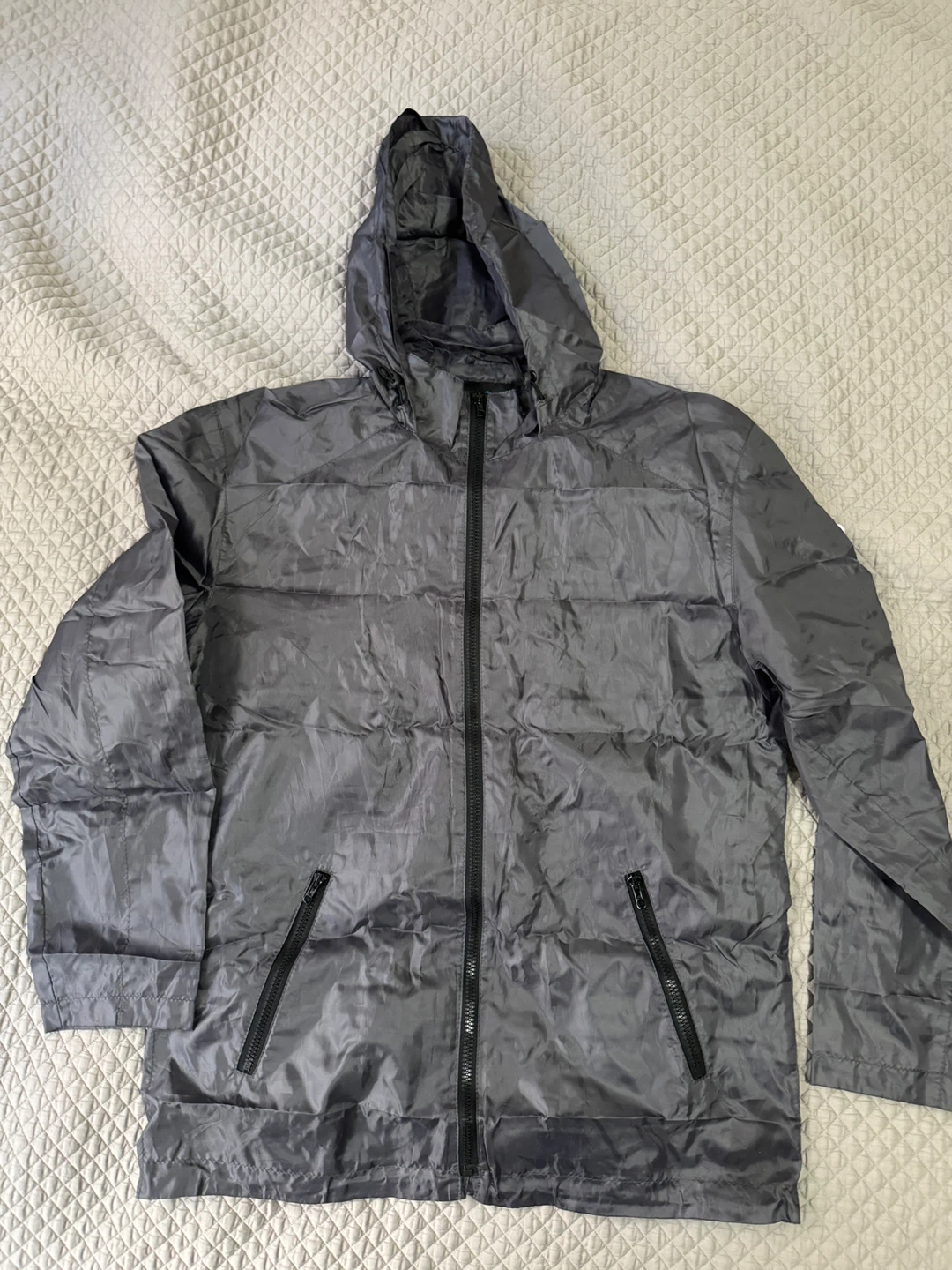 Lightweight Men Windbreaker Water repellent Jacket Size L