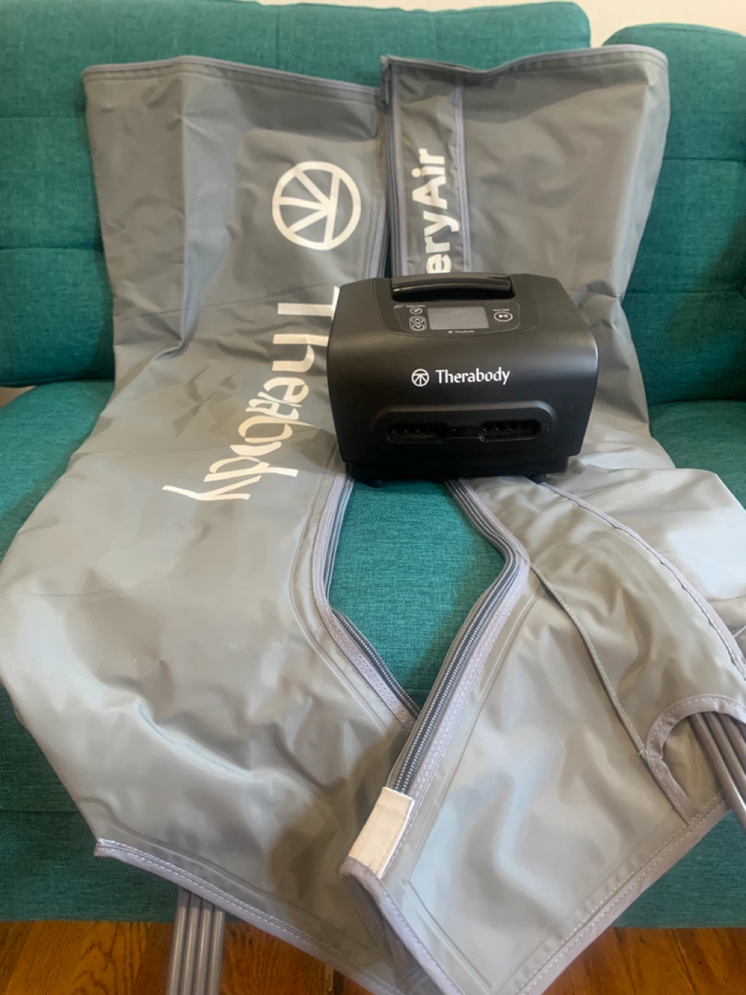 Therabody RecoveryAir Compression Boots - photo 2