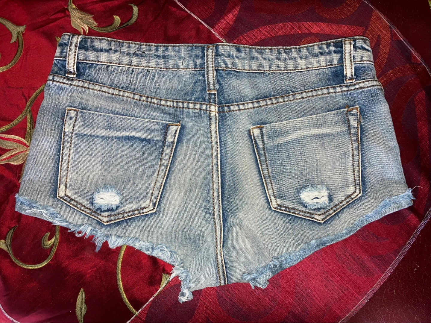 Low Rise Ripped Denim Shorts Size 7 - photo 2