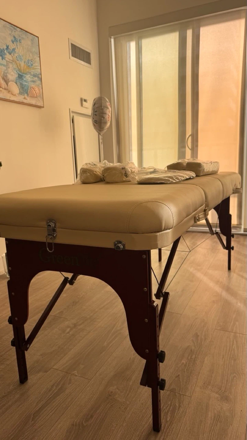 Wooden Portable Massage Table Cream