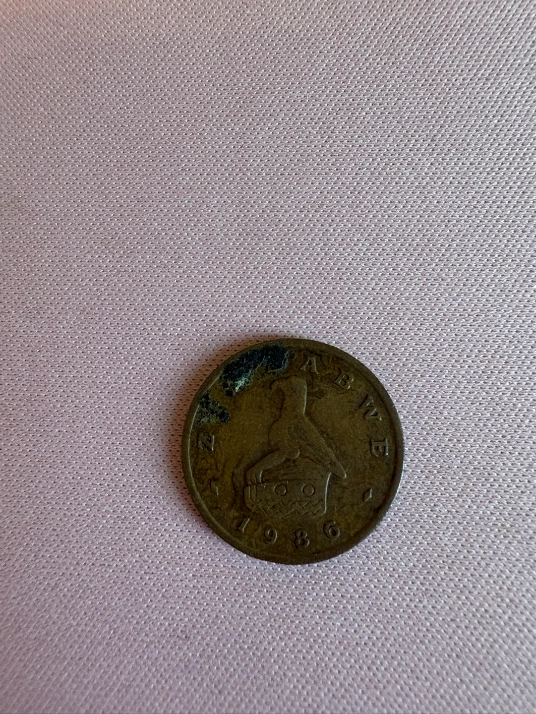 Coin collector 1986 Italian 1 Lira Coin – Vintage Foreign Coin