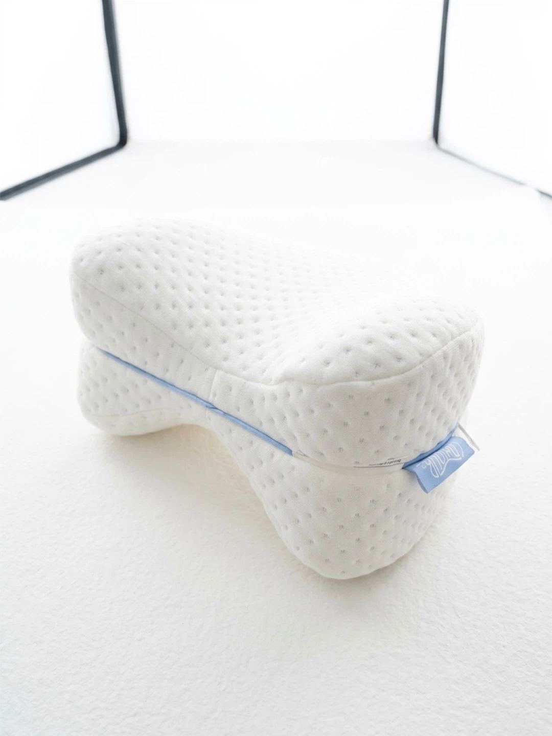 Contoured Knee Pillow for Side Sleepers