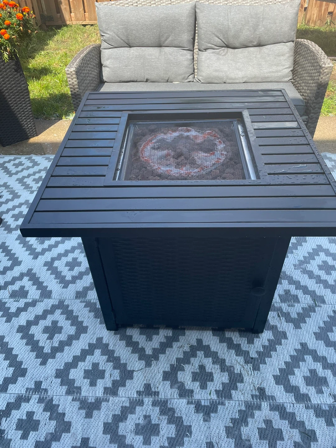 34'' Propane Fire Pit Table, 50,000 BTU - photo 2