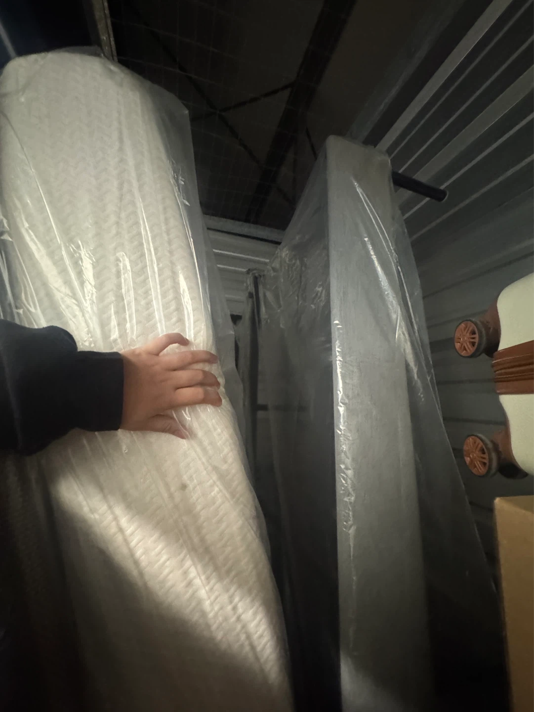 BED FRAME AND MATTRESS - photo 3
