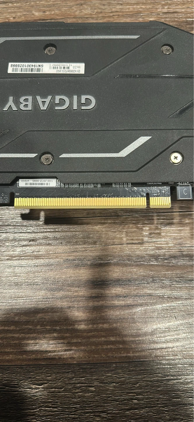 RTX 2060 SUPER Gigabyte - photo 4