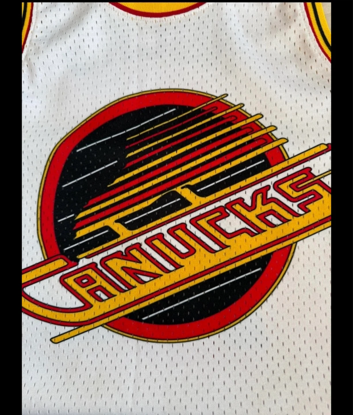 Vancouver Canucks "Flying Skate" Linden Tank Jersey (Small) - photo 2