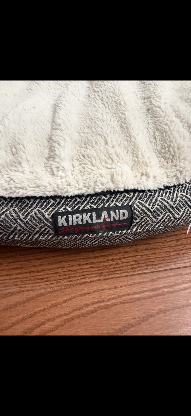 Giant 42-inch Pet Bed - photo 3