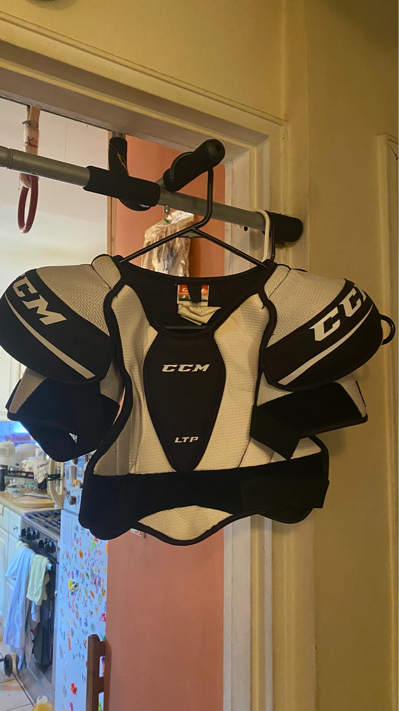 CCM Jr LTP Hockey Shoulder Pads