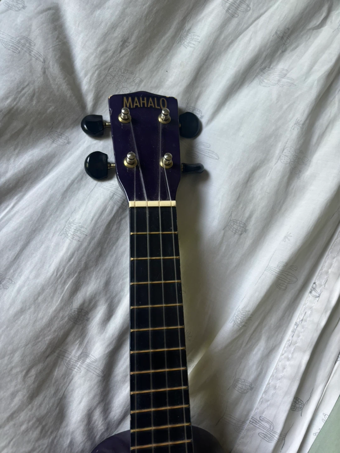 Mahalo Ukulele - photo 3