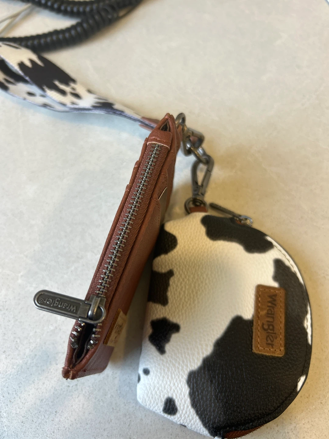 Wrangler Cow Print Card Holder and Coin Pouch Set - photo 3