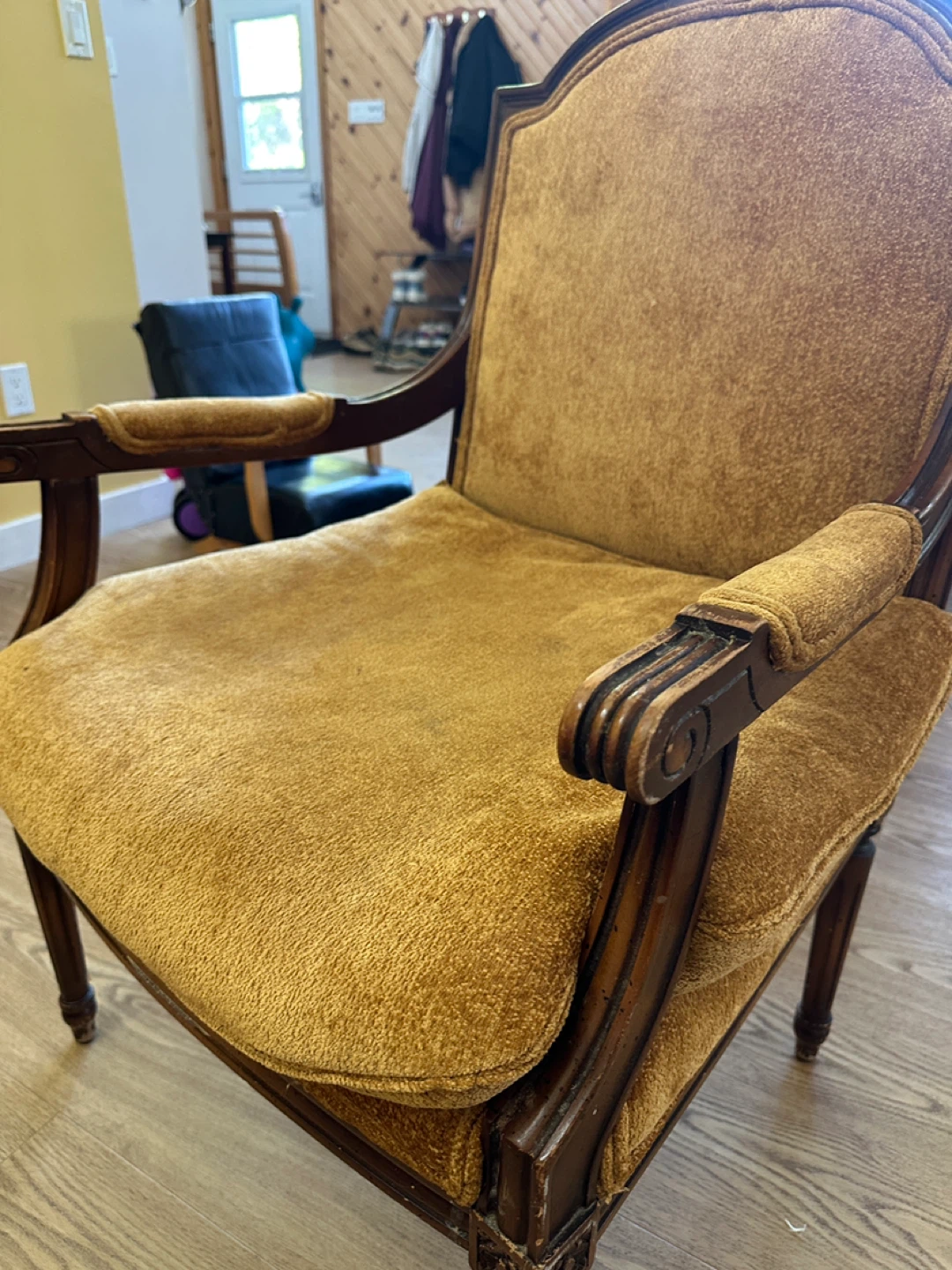 Vintage Louis XVI French Provincial Armchair (CAN DELIVER) - photo 2